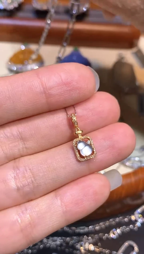 翡翠18K金镶嵌吊坠(不含链)吊坠