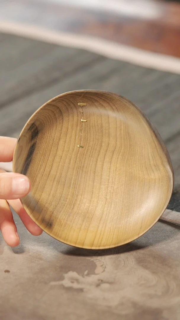 【闪购商品】金丝楠木雕080原木款点心盘