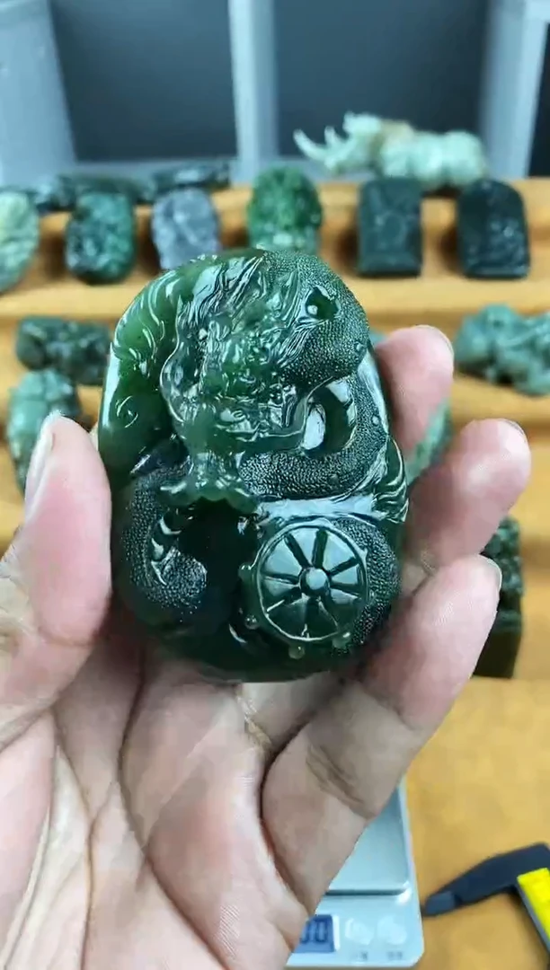 未镶嵌和田玉把件1