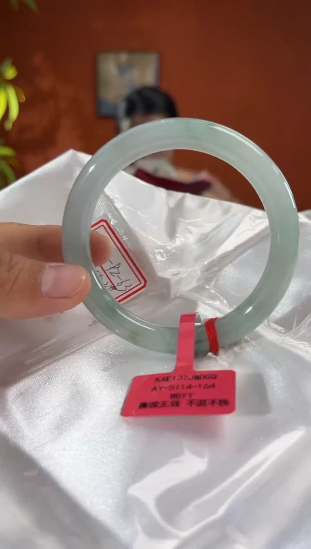 未镶嵌手镯翡翠翡翠手镯