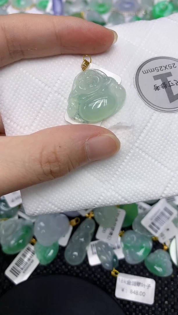 翡翠18K金镶嵌颈饰1111111