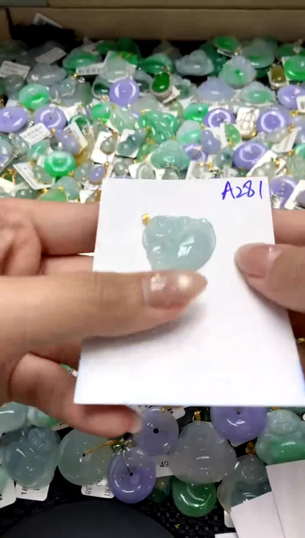 【闪购商品】翡翠颈饰18K金镶嵌1111111111111111