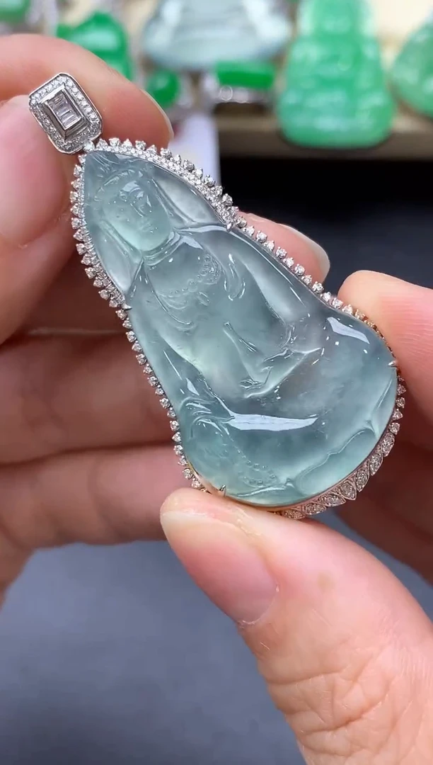 颈饰18K金镶嵌翡翠298-中国好珍宝