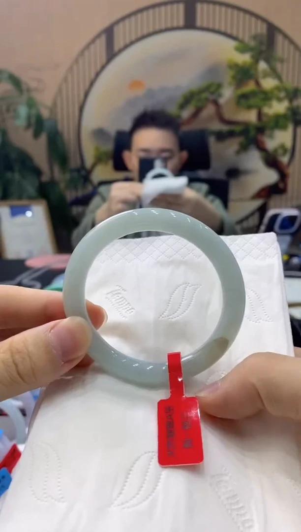 【闪购商品】翡翠手镯未镶嵌00009515