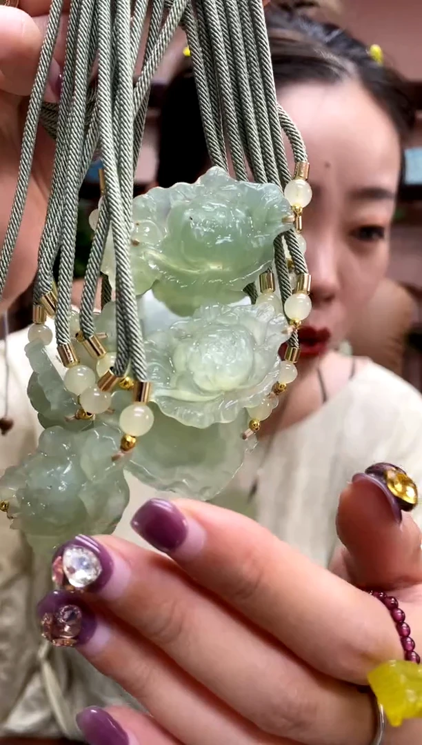 岫玉未镶嵌吊坠多样性发货其中发一