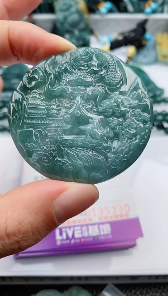 【闪购商品】翡翠颈饰未镶嵌