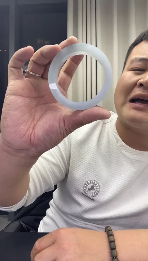 未镶嵌手镯定制翡翠翡翠定制手镯