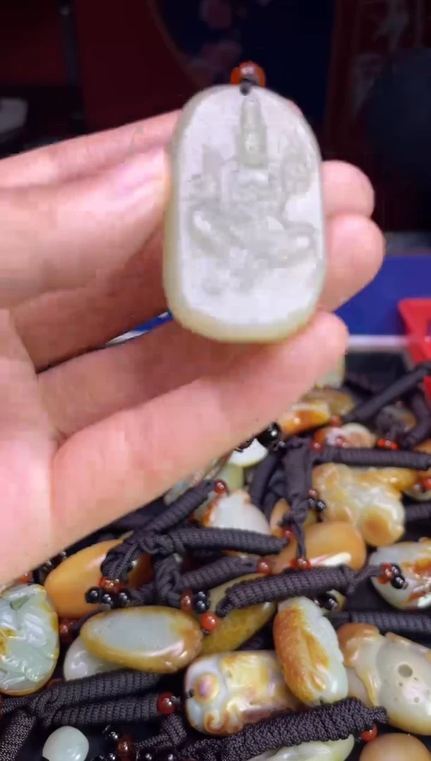 颈饰未镶嵌和田玉123