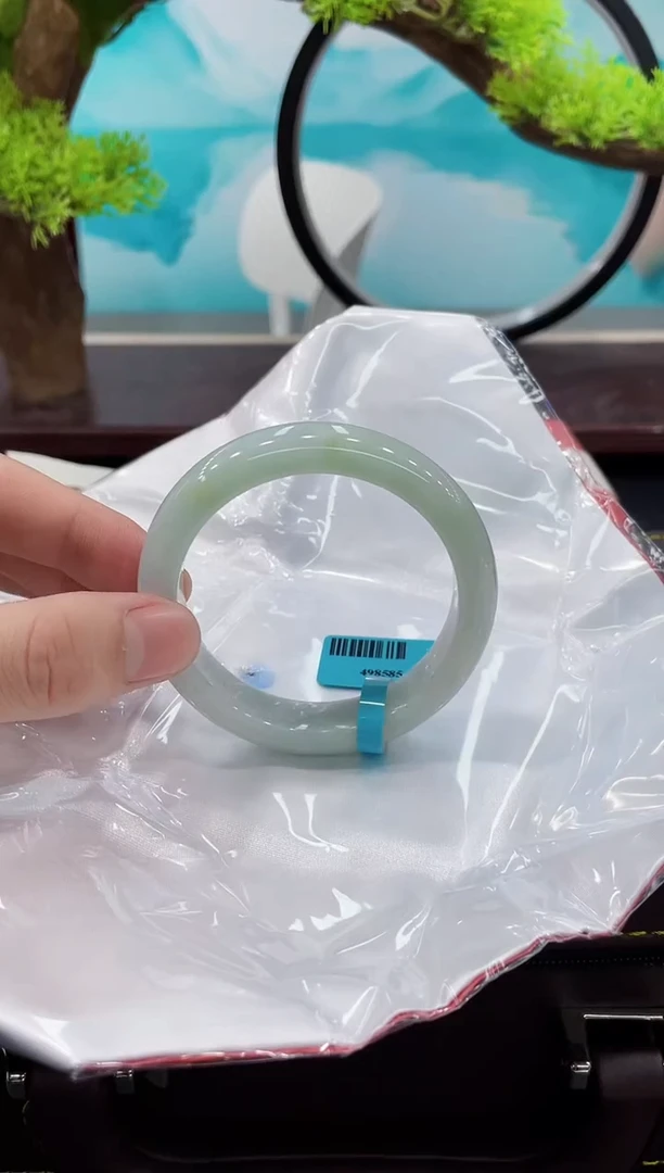 【闪购商品】翡翠手镯未镶嵌手镯