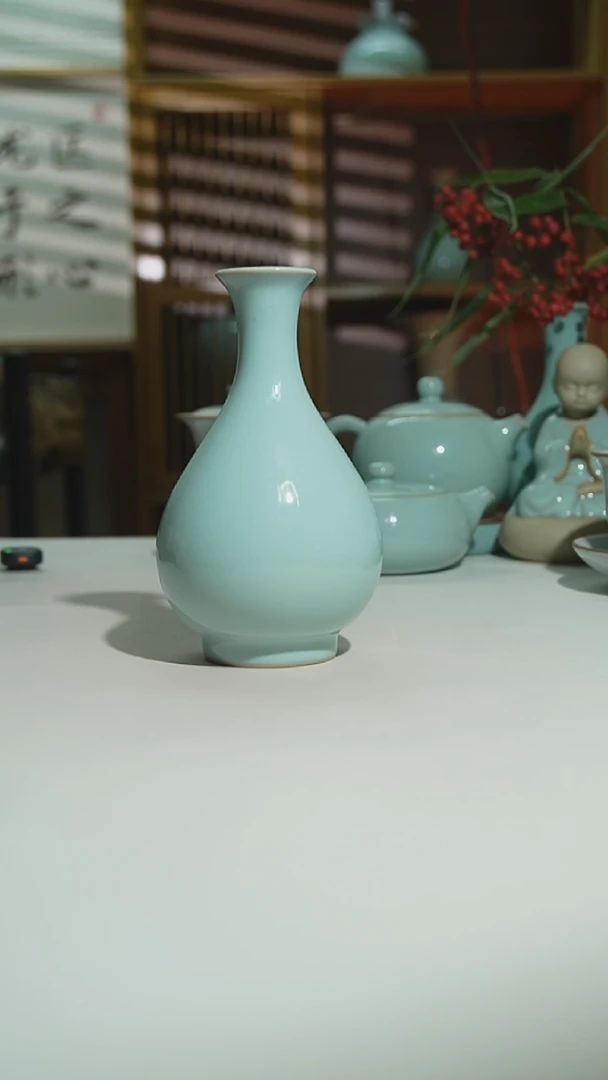 珑匠天青玉壶春花瓶二级安全包装