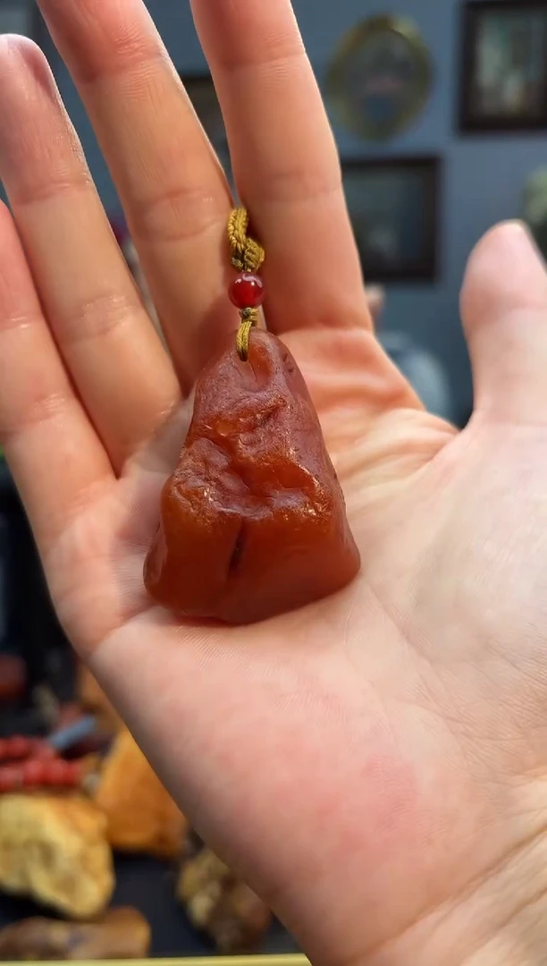 琥珀颈饰未镶嵌吊坠