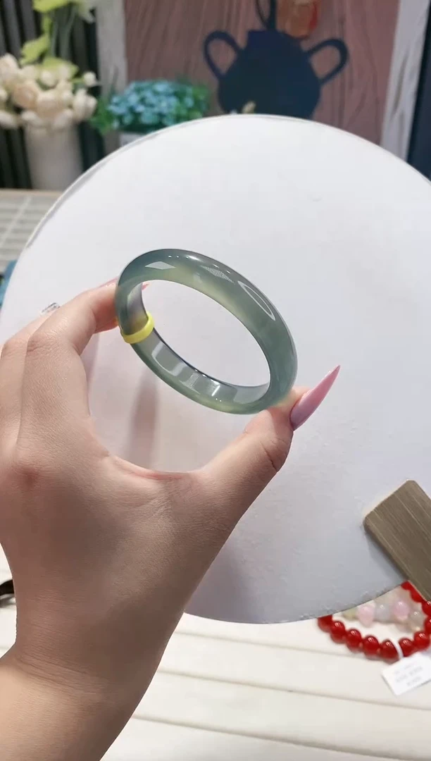 手镯玛瑙/玉髓未镶嵌61-56.4