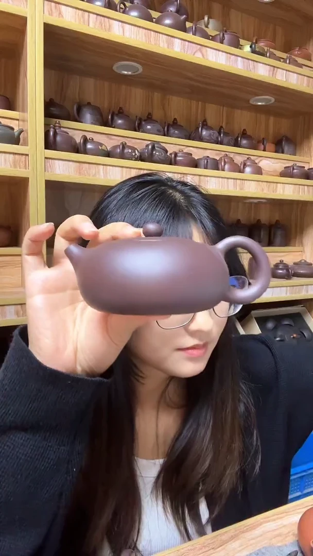 茶壶紫砂扁西施230cc左右