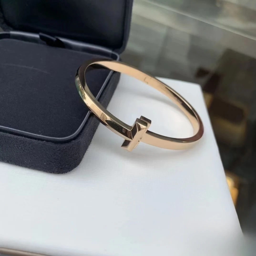 99新 Tiffany & Co./蒂芙尼 小花6珊 T1 宽版手镯18K玫瑰金 16号