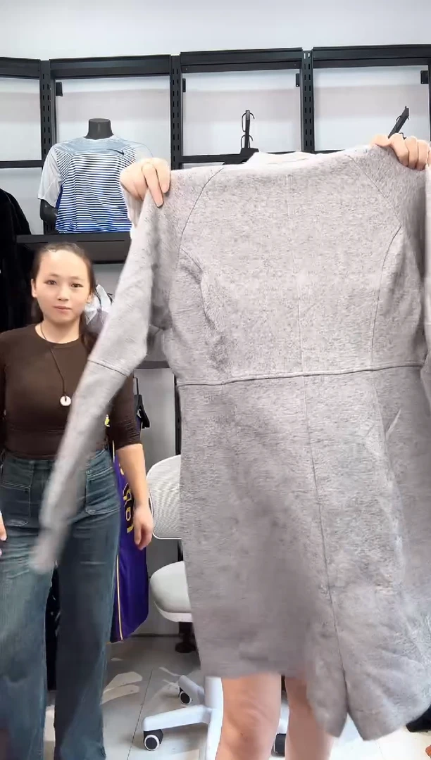 2454 编码  瑕疵直播间过款为准 尺码