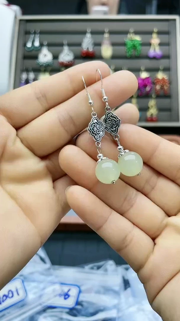 【闪购商品】和田玉耳饰银S925镶嵌100100