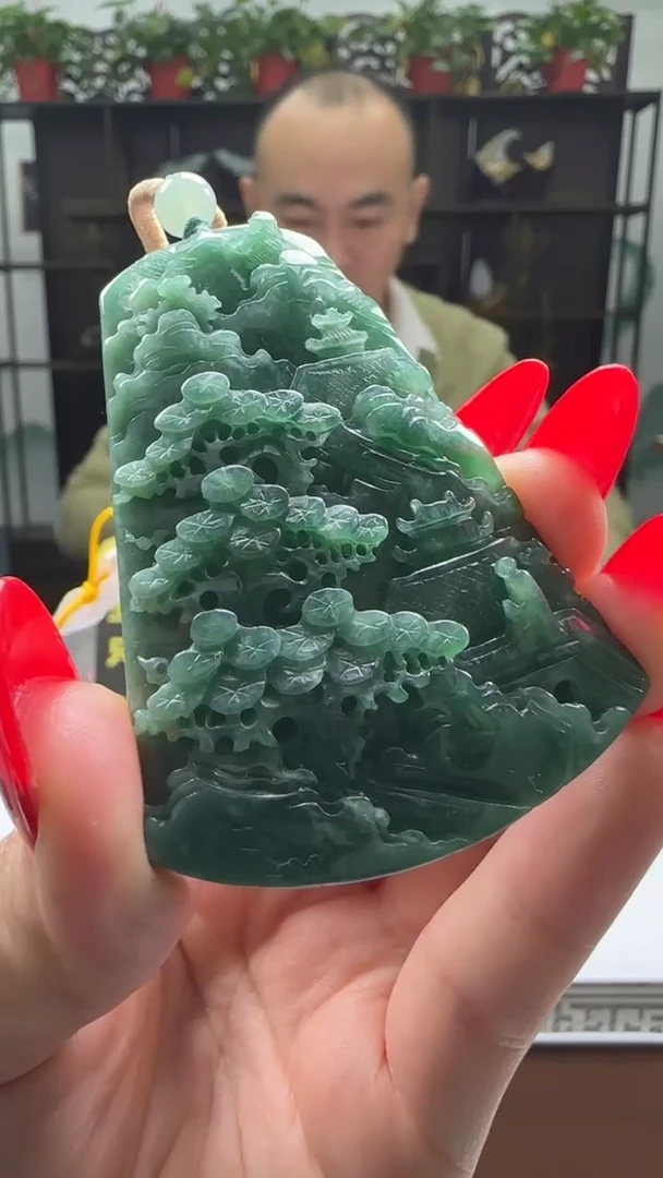 【闪购商品】翡翠颈饰未镶嵌天然翡翠A货吊坠