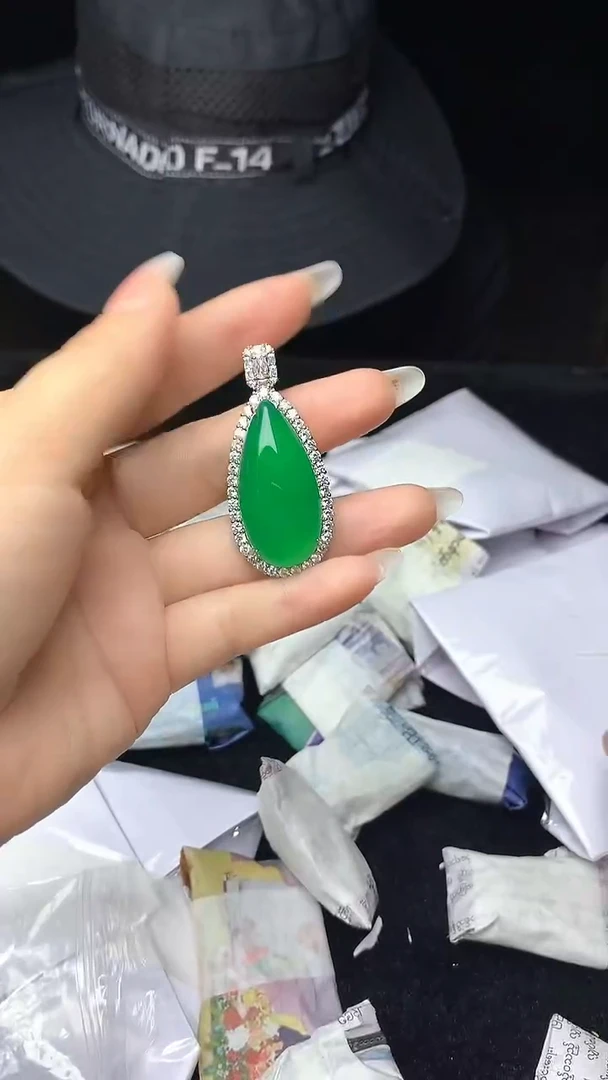 满色吊坠 所见即所得！！！