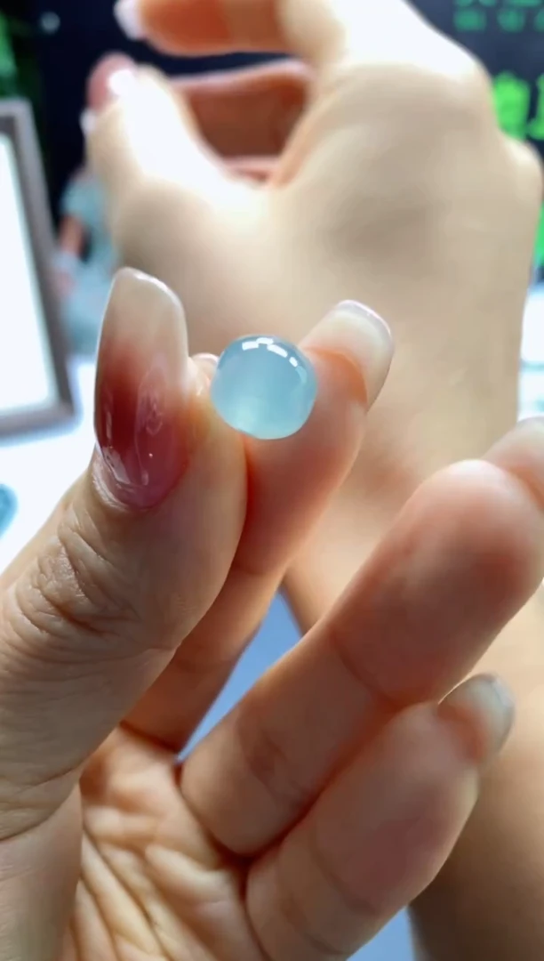 颈饰未镶嵌翡翠0182025278(卡10左右老型)