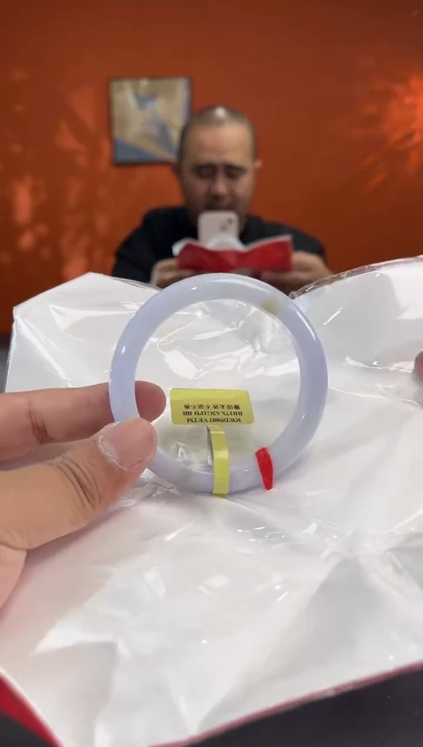 未镶嵌手镯翡翠9 55