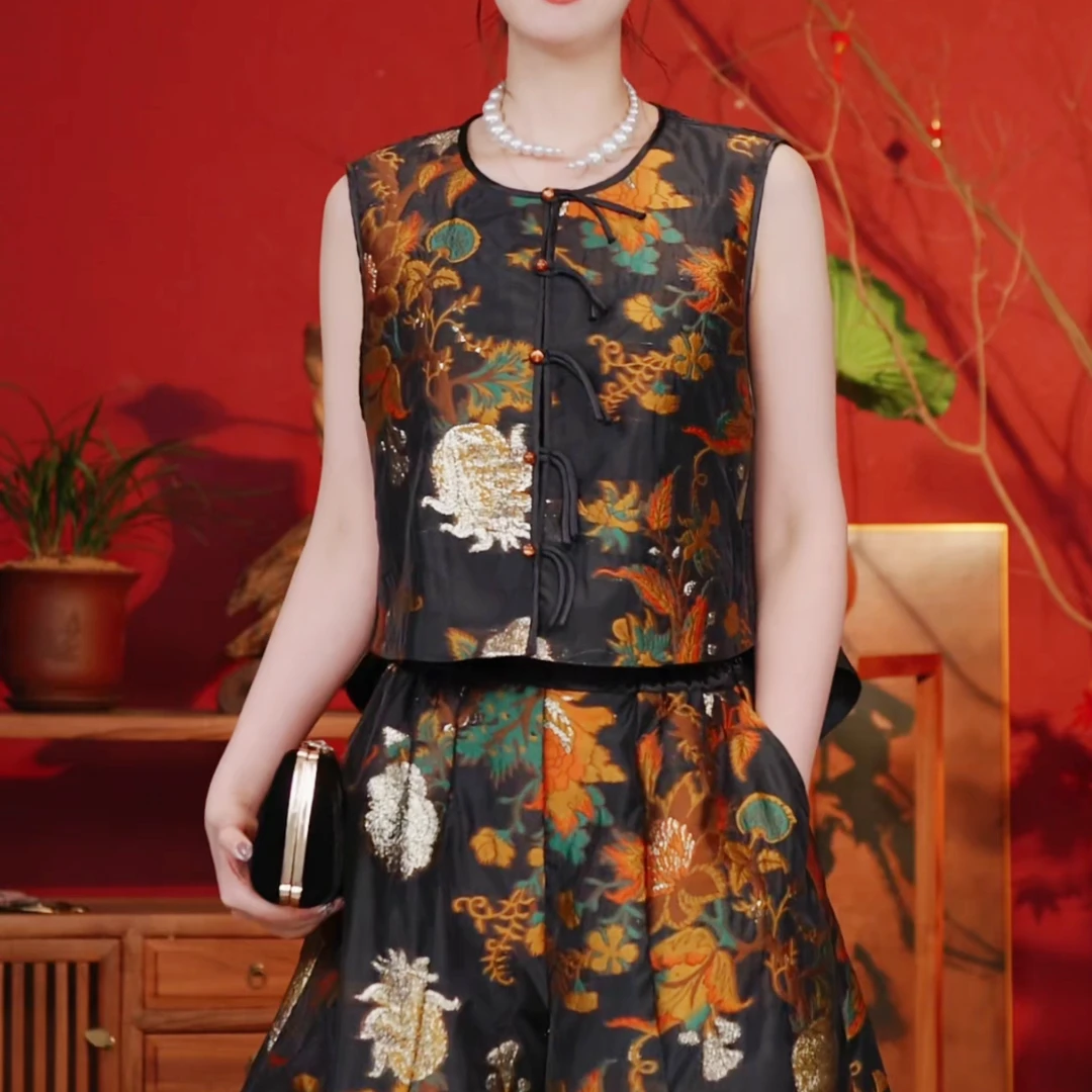 【焕夏墨晨】BF33121仲夏花园重缎刺绣五色云织锦马甲上衣