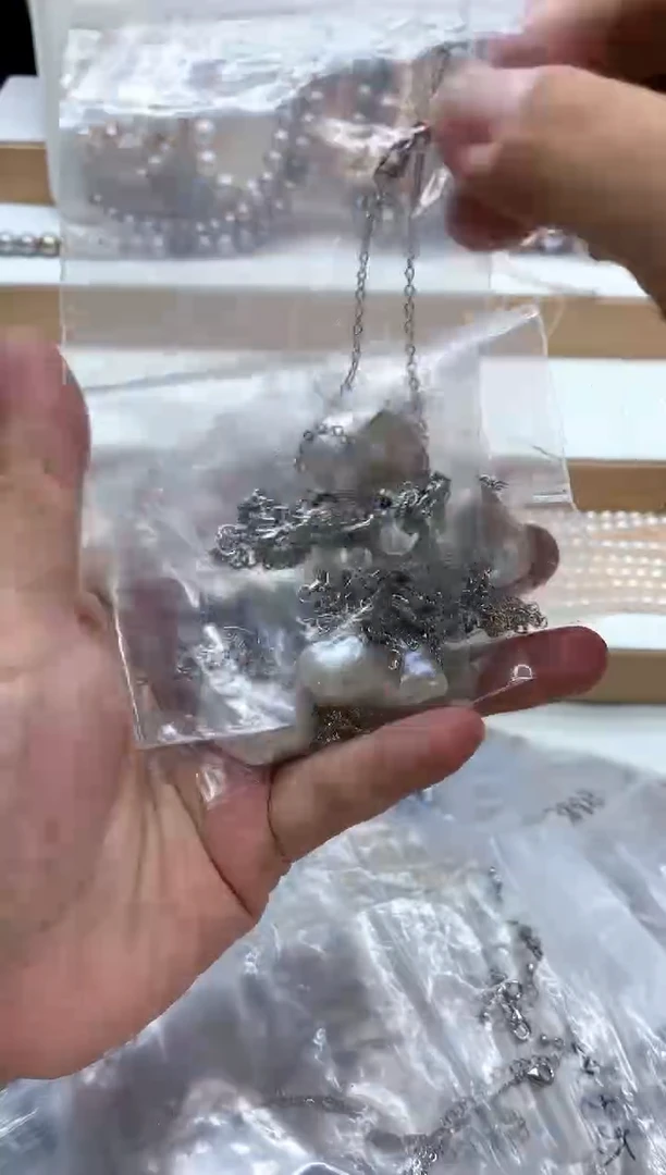 套链合金淡水珍珠多样性发其一，非无暇