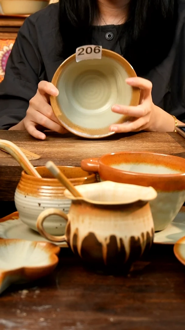 盘高颜值粗陶餐具限时抢购