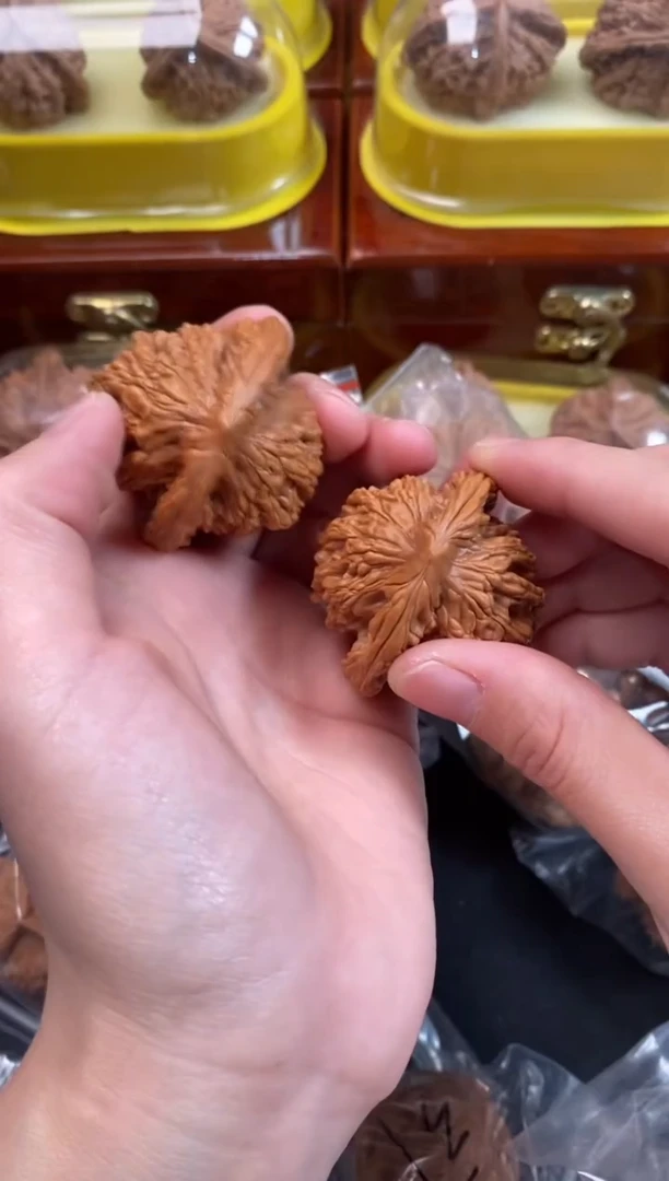 把件文玩核桃虎头43尺s628