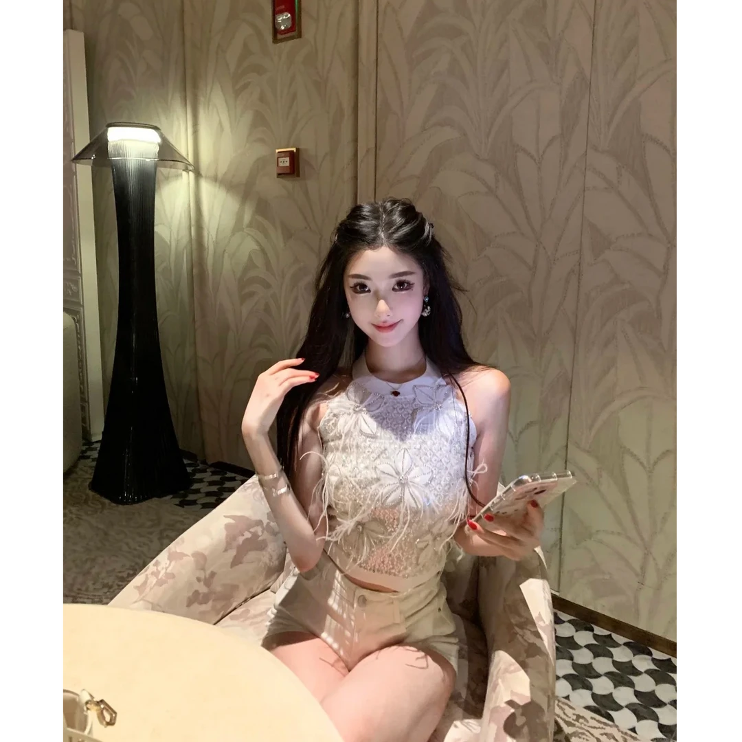 韩系时尚高级感重工轻奢无袖收腰显瘦气质新款上衣配短裤两件套