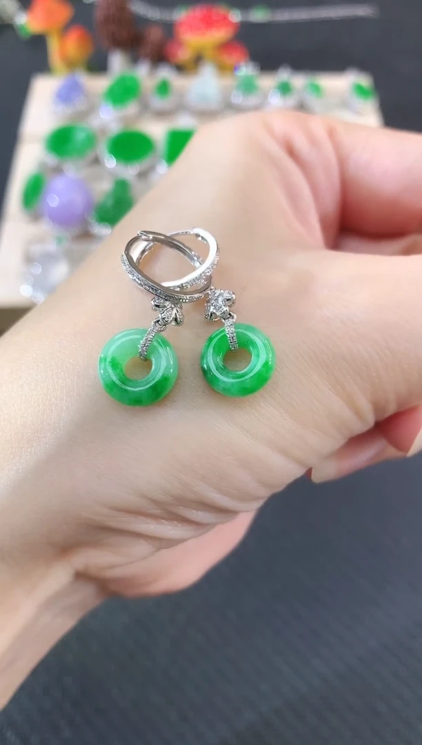 18K金镶嵌翡翠耳饰16|2980