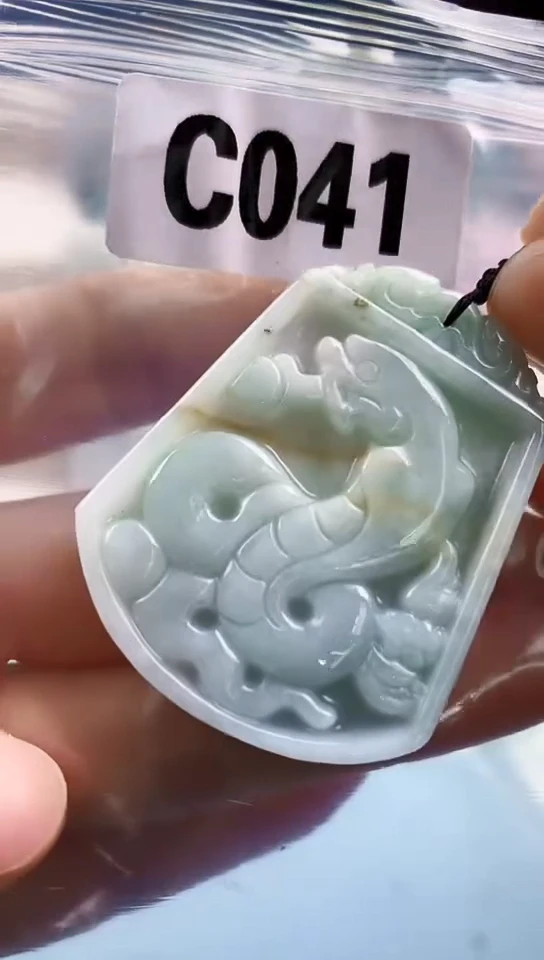 翡翠未镶嵌颈饰天然翡翠吊坠挂件