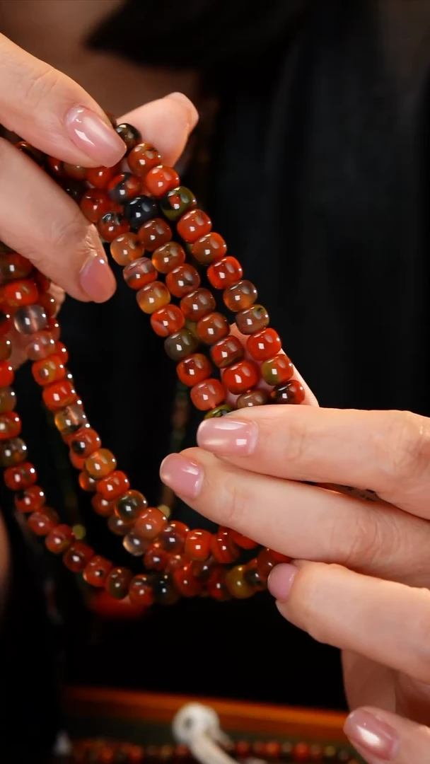 未镶嵌手串南红玛瑙包浆料多圈
