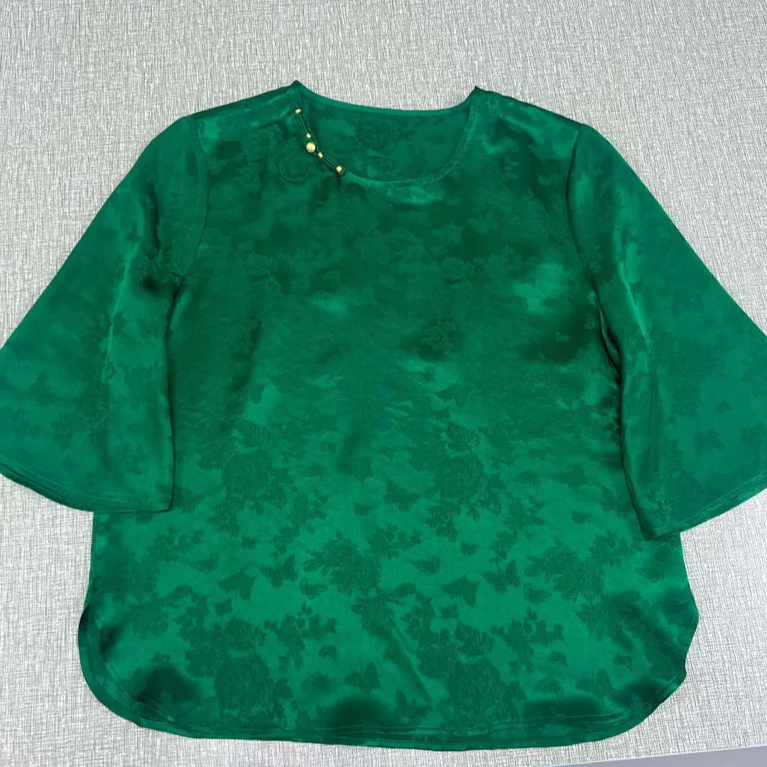 孤品清版·100桑蚕丝提花花萝原 价 1 3 9 9