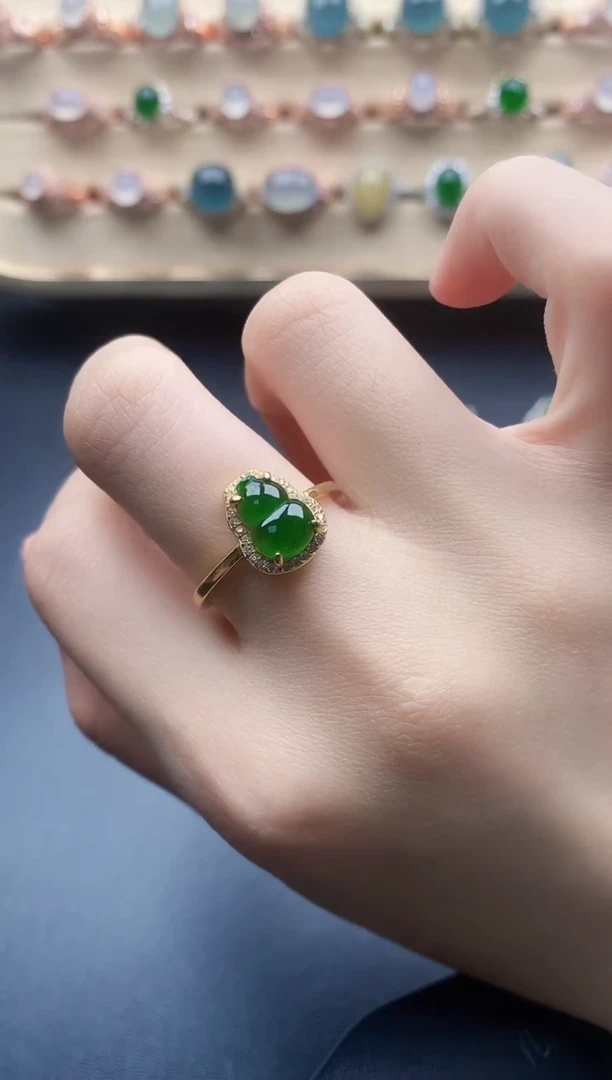 翡翠戒指银S925镶嵌一物一证一礼盒