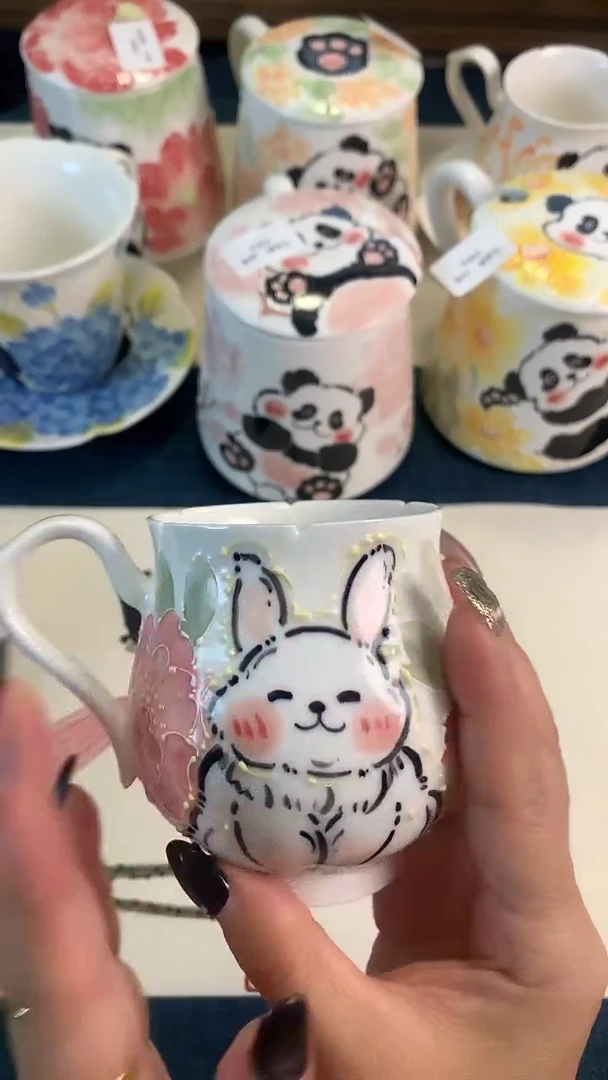 一味*手绘芍药与白兔生肖杯