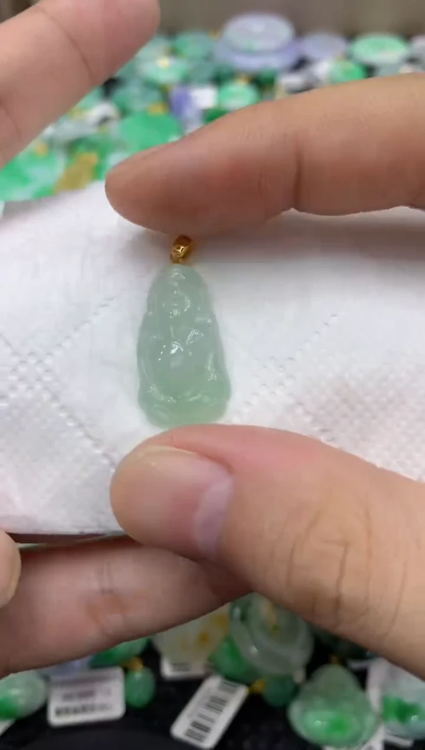 颈饰未镶嵌翡翠天然缅甸翡翠A货