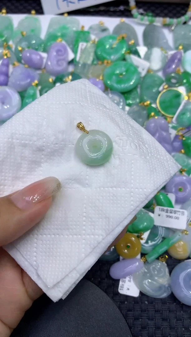 颈饰未镶嵌翡翠天然缅甸A货翡翠