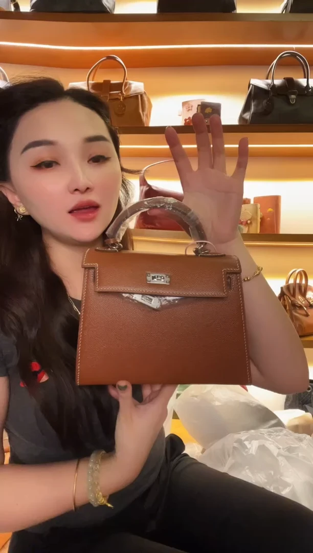 水牛皮（革）  高端订制时尚百搭女士手提斜跨包