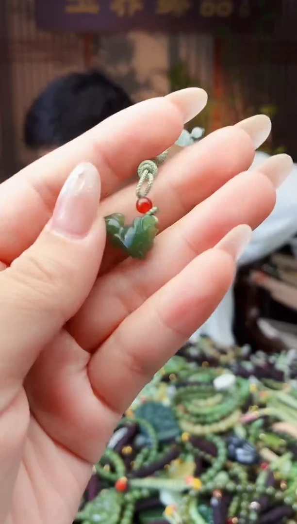 颈饰未镶嵌和田玉多样性发货拍一发一