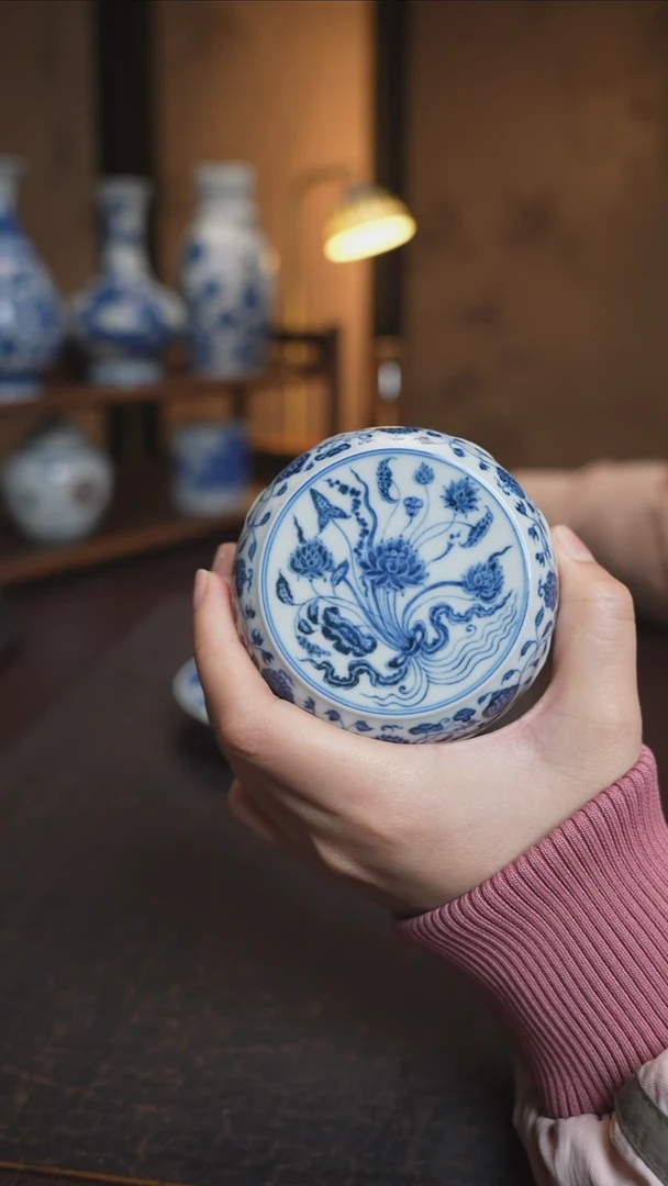 【闪购商品】元煦和晓一束莲盖置