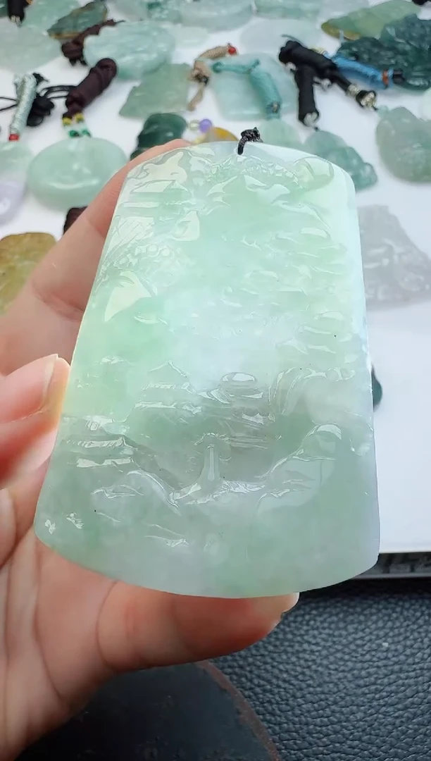 【闪购商品】翡翠颈饰未镶嵌11111111111