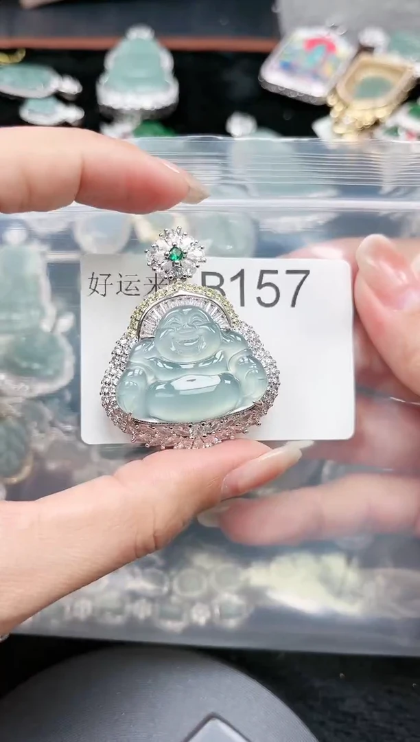 【闪购商品】翡翠颈饰未镶嵌赠皮绳157