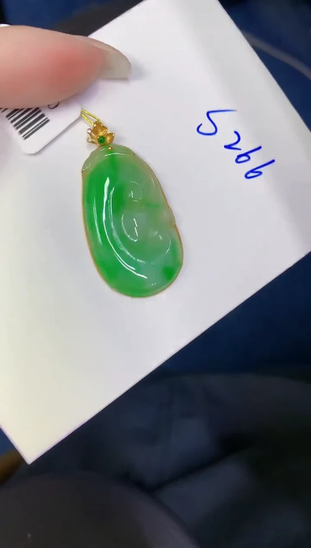 颈饰18K金镶嵌翡翠缅甸天然翡翠A货