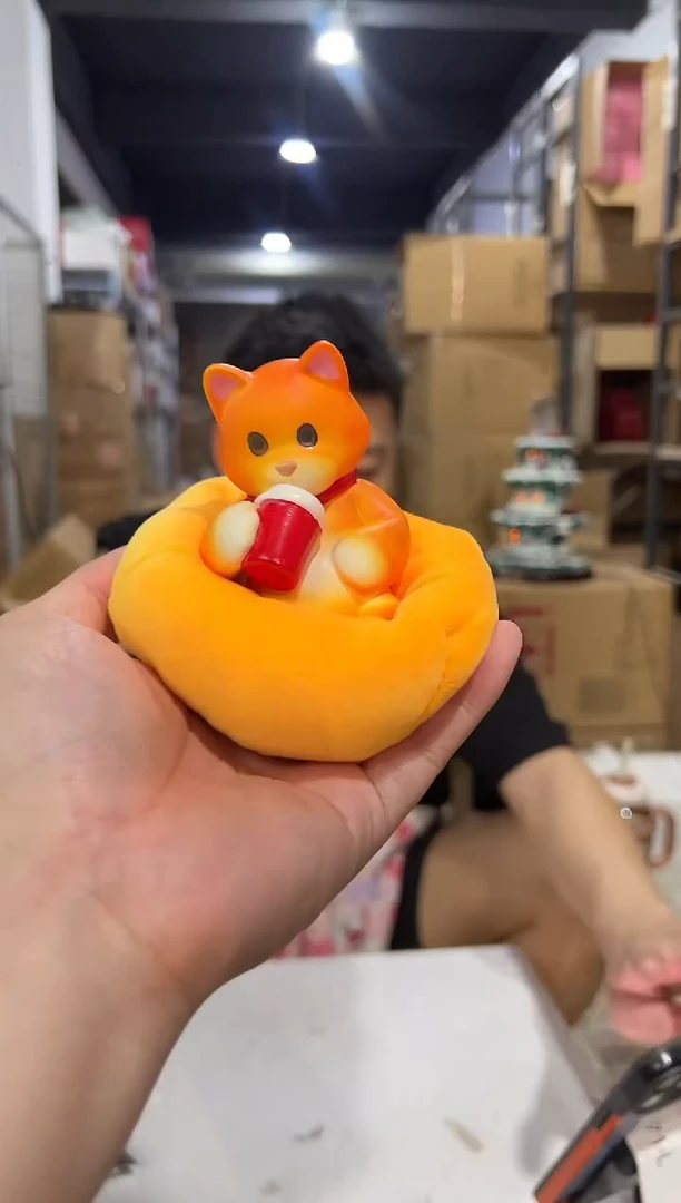 瓷片原盒猛兽派对玛奇朵摆件