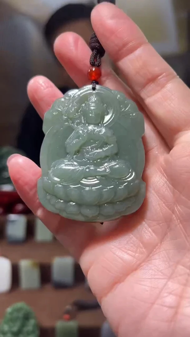 颈饰未镶嵌和田玉·