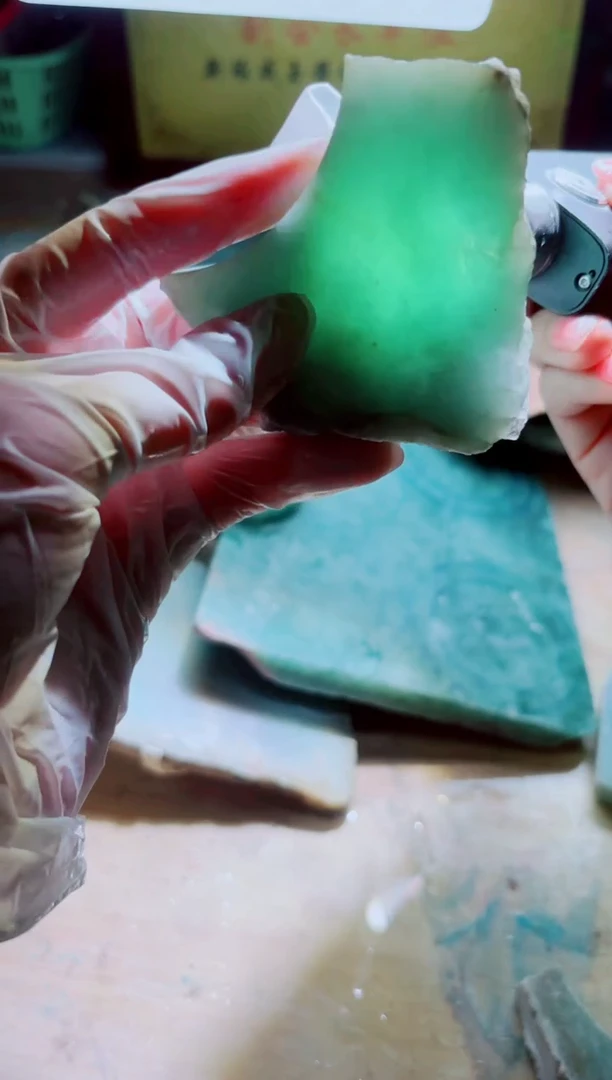 翡翠挂件未镶嵌A货曹璀740