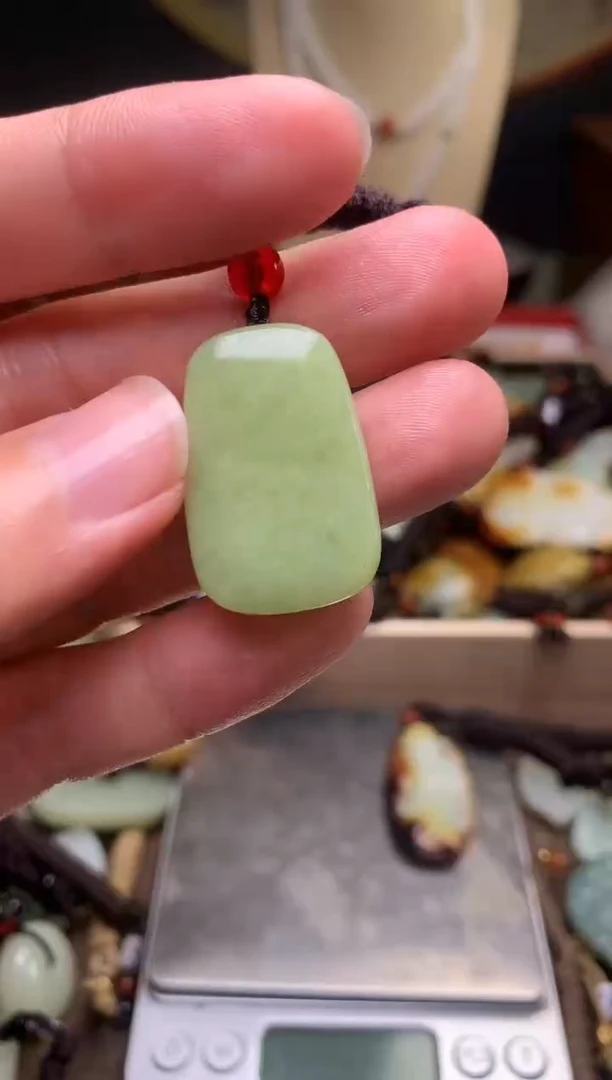 颈饰未镶嵌和田玉新疆料青海料清水和田玉吊坠