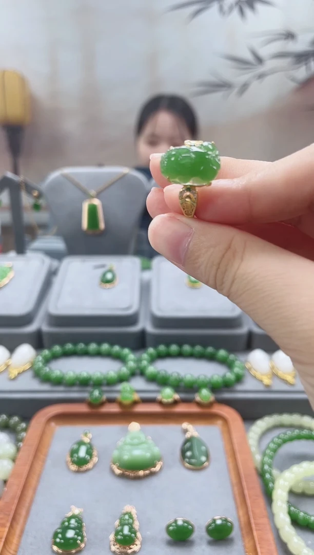 银S925镀金镶嵌戒指和田玉银S925镀金镶嵌 戒指 和田玉