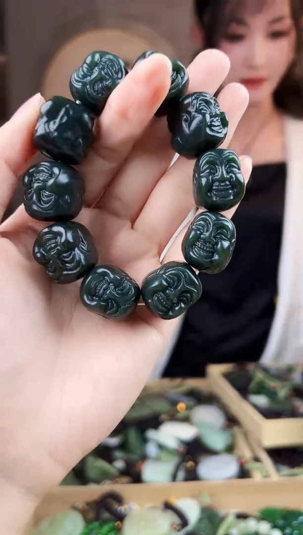 颈饰未镶嵌和田玉拍一发一，多样性发货