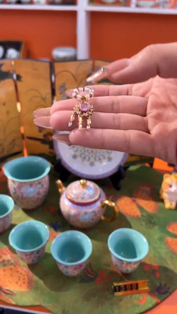 瓷片小乔闪购链接